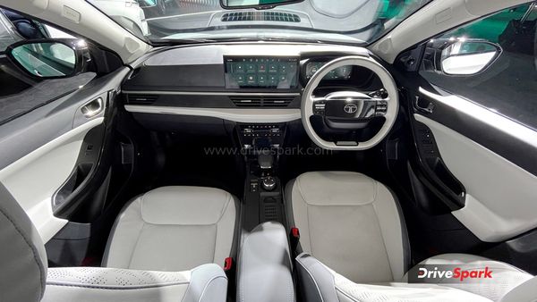 வெளிநாட்டு கார் நிறுவனங்களை அடித்து ஓட விட்ட இந்தியாவின் டாடா & மஹிந்திரா! டெஸ்லா லிஸ்டிலேயே இல்ல!