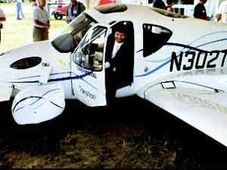 பறக்கும் காரை வாங்கிய முதல் இந்திய தொழிலதிபர்