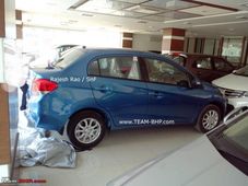 டீலர்ஷிப்புக்கு வந்த ஹோண்டா அமேஸ் - படங்கள்