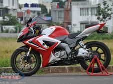 இந்த சூப்பர் பைக் எது தெரிகிறதா... சத்தியமா நம்ம பல்சர்தான்!