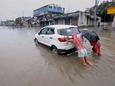 மழைக்காலத்தில் கார் 'ஹைட்ரோ - லாக்' ஆவதற்கான காரணங்களும், தவிர்க்கும் முறைகள்!