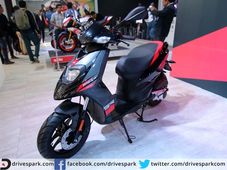 பியாஜியோவின் அப்ரிலியா எஸ்ஆர்150 ஸ்கூட்டருக்கு வெஸ்பா இஞ்ஜின்!