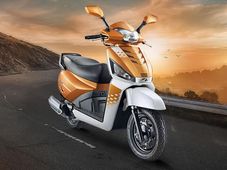 மின்சார ஸ்கூட்டர் உற்பத்தியில் குதித்த மஹிந்திரா.... கலக்கத்தில் டிவிஎஸ், பஜாஜ் நிறுவனங்கள்..!!