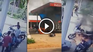 பெட்ரோல் போட தாமதம் ஆனதால் இளைஞரை தீவைத்து கொளுத்திய கொடூரன்..! அதிர்ச்சி வீடியோ