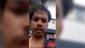 பாரிசாலனுக்கு வேலூர் பஜாஜ் சர்வீஸ் சென்டரில் உண்மையில்  நடந்தது என்ன? இலுமினாட்டிகளின் சதியா?