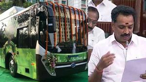 தமிழ்நாட்டில் புதிய எலெக்ட்ரிக் பஸ்கள் இயக்கப்படும்: அமைச்சர் உறுதி 