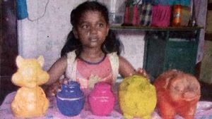உண்டியல் சேமிப்பை வெள்ள நிவாரணத்துக்கு வழங்கிய அனுப்பிரியாவுக்கு இன்ப அதிர்ச்சி கொடுத்த ஹீரோ!!