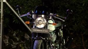 இரண்டு ராயல் என்பீல்டு 650 பைக்குகள் அறிமுகமானது..! விலையை கேட்டால் இன்னிக்கே புக் பண்ணிடுவீங்க..!