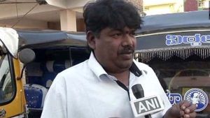 சூப்பர் ஸ்டார் ரஜினியின் பாணியைக் கையாண்ட ஆட்டோ டிரைவர்... குவியும் பாராட்டு...