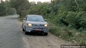 புதிய மஹிந்திரா எக்ஸ்யூவி300 எஸ்யூவியின் ஸ்பை வீடியோ!