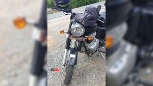 ராயல் என்பீல்டின் அடுத்த தலைமுறை கிளாசிக் பைக் இதுதான்... இணையத்தில் வைரலாகும் ஸ்பை படங்கள்...!
