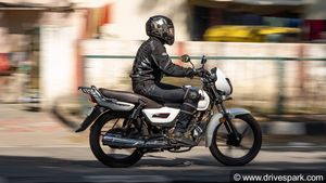 சேல்ஸ் ரிப்போர்ட்... கடந்த மே மாதம் டிவிஎஸ் விற்பனை செய்த டூவீலர்களின் எண்ணிக்கை இதுதான்...