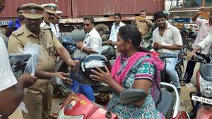 போலீஸுக்கே இந்த கதியா... உதவி காவல் ஆய்வாளர் மீது அதிரடி நடவடிக்கை எடுக்க இதுதான் காரணம்...