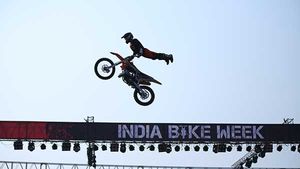 கோவாவில் கோலாகலம்... இந்திய பைக் வீக் திருவிழா துவங்கியது