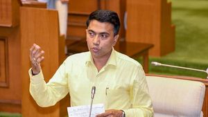 பெண் சுற்றுலா பயணி விபத்தில் பலியான விவகாரம்-கொந்தளித்த முதலமைச்சர்.. அதிகாரிகளுக்கு அதிரடி உத்தரவு!