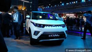 அட்ராசக்கை... இந்த விலையில் வருகிறதா மஹிந்திரா கேயூவி100 எலெக்ட்ரிக் கார்?