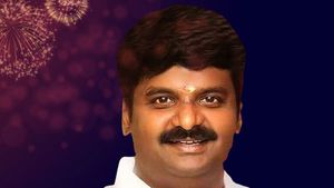 நல்ல மனுஷன்யா... தமிழக மக்களின் மனங்களை வென்ற அமைச்சர் விஜயபாஸ்கர்... என்ன செய்தார் தெரியுமா?