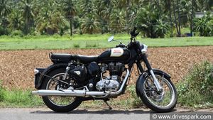 ஹன்ட்டர் பெயரில் புதிய மாடலை களமிறக்குகிறது ராயல் என்ஃபீல்டு?
