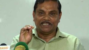 மார்ச் 30 முதல் மூலிகை பெட்ரோல்! ராமர் பிள்ளை அதிரடி... விலை, மைலேஜை கேட்டு சொக்கி போன வாகன ஓட்டிகள்