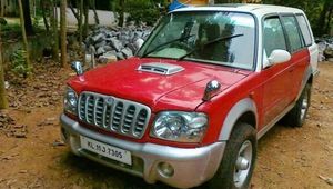மூன்று கார்களின் கலவையில் ஒரு எஸ்யூவி கார்... மீண்டும் மாஸ் காட்டியுள்ள கேரள சேத்தன்கள்...