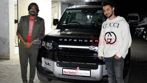 பாலிவுட் உலகையே திரும்பி பார்க்க வைத்த சல்மான்கானின் மைத்துனர்... என்ன செய்தார்னு தெரியுமா?