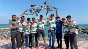 இந்திய ராணுவ வீரரின் சாதனையை அசால்டாக முறியடித்த 17 வயது சிறுவன்... ப்பா! இந்த வயசுல இவ்ளோ திறமையா?