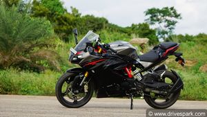 பிஎம்டபிள்யூ உதவியுடன், டிவிஎஸ் பிராண்டில் உருவாகும் மற்றொரு புதிய 310சிசி மோட்டார்சைக்கிள்!! 