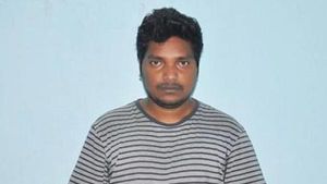 ஊர் சுற்ற ரொம்ப ஆசை! நண்பன் என்ற பெயரில் இளைஞர் செய்த காரியம் பதற வைக்குது... உஷாரா இருந்துக்கோங்க!!