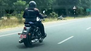 புதிய பைக்கிற்கான பெயரை பதிவு செய்தது ராயல் என்பீல்டு!! இளைஞர்களின் கவனத்தை ஈர்க்குமா?