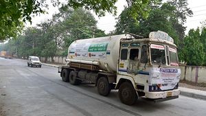  ஆக்சிஜன் வாகனங்களுக்கு ஜிபிஎஸ் கருவி இலவசம்: மேப் மை இந்தியா சூப்பர் அறிவிப்பு!