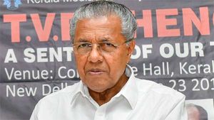 கடுமையான நிதி நெருக்கடிக்கு மத்தியில் லஞ்ச ஒழிப்பு துறை அதிகாரிகளுக்கு கேரள அரசு தாராளம்... ஏன் தெரியுமா?
