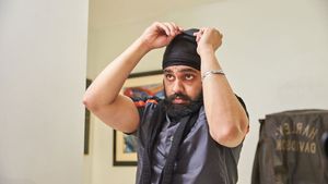 துப்பாக்கி குண்டால்கூட இதை ஓட்டைபோட முடியாது! சிங்குகளுக்கான அதிக பாதுகாப்பு திறனுடைய டர்பன் அறிமுகம்!
