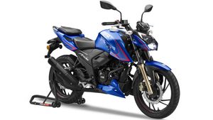 ஒரே மாதத்தில் 40 ஆயிரம் அப்பாச்சி பைக்குகளை விற்றுள்ள டிவிஎஸ்!! பஜாஜ் பல்சரை முந்தி விற்பனையில் முதலிடம்