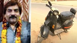 ரூ.284 கோடி பறிமுதல்! இவ்ளோ பணத்தை வெச்சுகிட்டு சென்ட் வியாபாரி என்ன ஸ்கூட்டர், காரை ஓட்டியிருக்கார் பாருங்க!