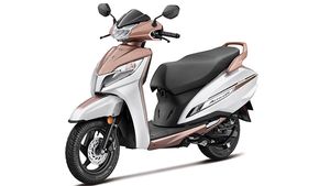 இந்தியாவில் ஆக்டிவா ஸ்கூட்டர்களின் விற்பனை 3ல் 1 பங்கு குறைந்தது!! ஜனவரி மாத விற்பனை 1.5 லட்சத்திற்கும் கீழ்