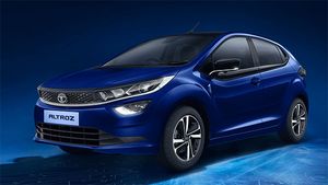 ரூ. 21,000 மட்டுமே... Tata Altroz ட்யூவல் க்ளட்ச் ஆட்டோமேட்டிக் காருக்கான புக்கிங்குகள் தொடக்கம்!