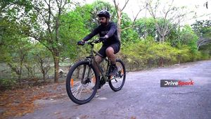 இந்த விலைக்கு இப்படி ஒரு சைக்கிளா? உடனே வாங்கணும் போல இருக்கே... Firefox Bad Attitude X ரிவியூ!