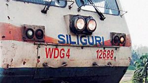 டீசல், எலெக்ட்ரிக், பயணிகள், சரக்கு என ரயில் இன்ஜின்களை எப்படி கண்டுபிடிப்பது? இவ்வளவு ஈஸியா ஒரு வழியா?
