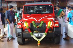 கேரளாவில் ஆர்எஸ்எஸ் செய்த வேலையால் குருவாயூர் கோவில் கார் ஏலம்... எவ்வளவுக்கு ஏலம் போனது தெரியுமா?