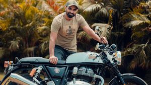 புத்தம் புதிய ராயல் என்பீல்டு பைக்கை வாங்கிய முகமது ஷமி... விலை எவ்ளோனு தெரிஞ்சா இப்பவே 'புக்' பண்ணீருவீங்க!