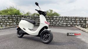 ஓலா எலெக்ட்ரிக் ஸ்கூட்டரில் இப்படி ஒரு அப்டேட்டா? வேற லெவலுக்கு மாறிருச்சு... உடனே வாங்கணும் போல தோணுது!