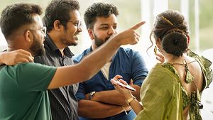 எஸ்-பிரஸ்ஸோ காரை ஓட்டிட்டு இருந்த நடிகை.. இப்ப எவ்வளவு சூப்பரான கார வாங்கியிருக்காங்க தெரியுமா? தரமான வளர்ச்சி