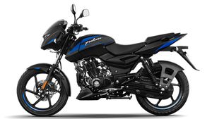 பல்சர் பைக்கில் இப்படி ஒரு புது மாடல் வந்திருக்கா! இந்திய இளைஞர்களுக்கு சர்ப்ரைஸ் கொடுத்த பஜாஜ்!