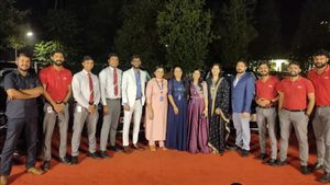 காலத்துக்கும் மறக்க முடியாத பரிசு... ஊழியர்கள் சந்தோஷத்துல திக்கு முக்காடி போயிட்டாங்க! இப்படி ஒரு கம்பெனியா!