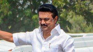 நெக்ஸ்ட் சிஎம் ஆக ஸ்டாலின் ஸ்கெட்ச் போட்டுட்டாரு... சூப்பரான தகவல் வெளியாகியிருக்கு... என்ன தெரியுமா அது?