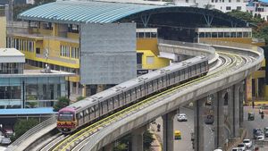 Bangalore Metro Yellow Line இதைதான் மக்கள் எதிர்பார்த்துட்டு இருந்தாங்க! எப்ப ஸ்டார்ட் ஆகுது தெரியுமா?