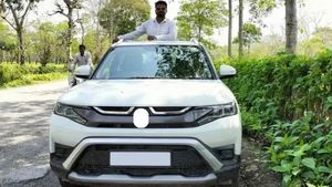 காரை திருடி விட்டு கொள்ளையன் செய்த காரியம்! நல்லவனா? இல்ல கெட்டவனா? என உரிமையாளர் குழம்பி போய்ட்டாரு!