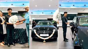 ராஜா மரியாதை உடன் காரை டெலிவரி எடுத்த நடிகர் ரமேஷ் அரவிந்த்! பழைய நடிகரா இருந்தாலும் மவுசு வேற லெவல்ல இருக்கு!
