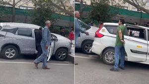 இன்னும் டெஸ்ட்டிங்கே முடியல, அதுக்குள்ள... விபத்தில் முட்டிக்கொண்டு நின்ற 2023 டாடா ஹெரியர் கார் -காரணம் என்ன?