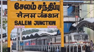 அறிவிப்பு பலகைகளை மாற்ற  இந்திய ரயில்வே திடீர் முடிவு! இன்னும் ஒரு சில நாளில் எல்லாம் வேற மாறி மாறப்போகுது!